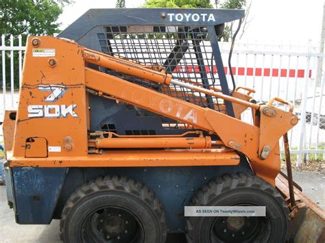 toyota sdk7 skid steer loader